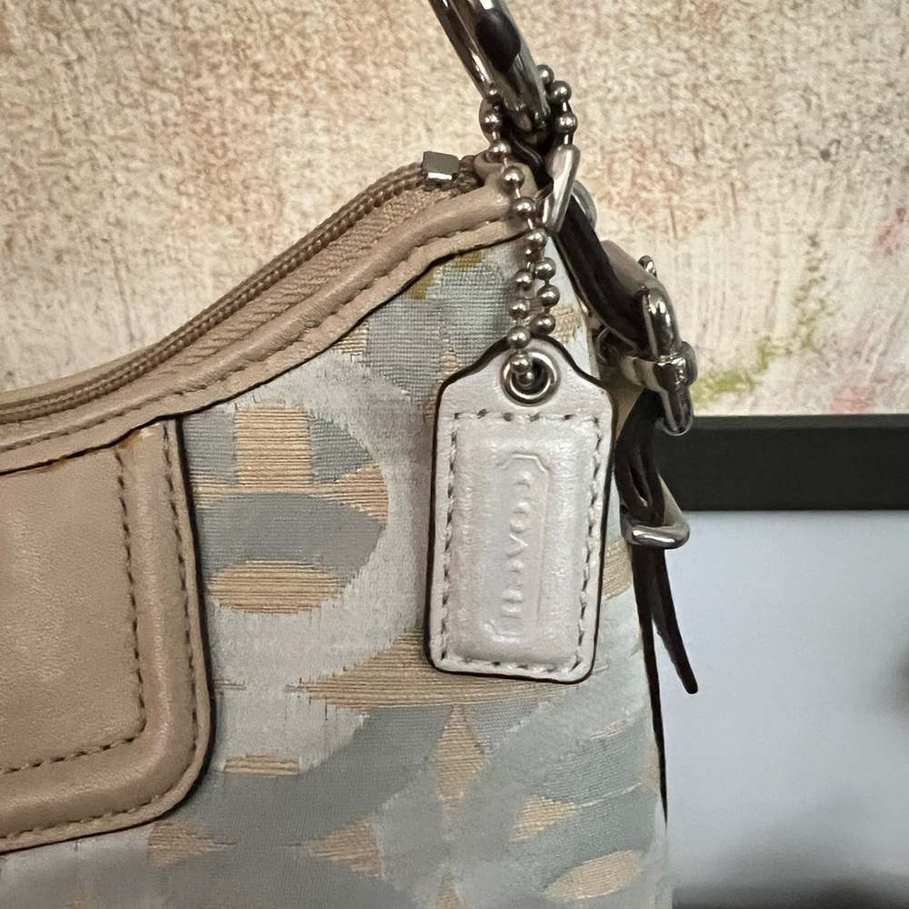 Coach Op Art Sufflette Small Bag - Picture 3 of 11